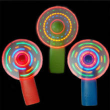 Mini fã luminoso brinquedo colorido luzes práticas moinho de vento leve pequenos fãs criança brincadeira colorida novidade aleatória 2024 - compre barato