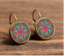 SUTEYI Charm Glass Cabochon Mandala Lotus Earrings For Women Symbol Buddhism Zen yoga Henna Art Picture Stud Earring Jewelry 2024 - buy cheap