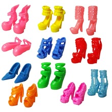 10 пар разноцветных модных разноцветных кукольных туфель на каблуке, сандалии для кукол Барби, аксессуары, наряд, платье 2024 - купить недорого
