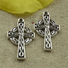 111 piezas de dijes de cruz de plata tibetana 29x17mm #4532 2024 - compra barato