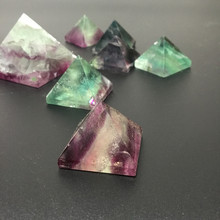 Pure cristal natural pirâmide colorida pirâmide fluorite verde azul roxo fluorita torre decoração atacado 2024 - compre barato