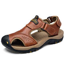 Dropshiping Men Casual Sandals Genuine Leather Summer Shoes Cool Fashion Men's Beach Shoes Portective Toe Cap Drop Shipper 2024 - buy cheap