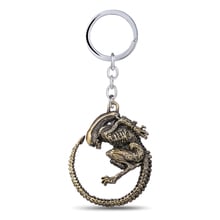 New Arrival Hot Game Aliens & Predator AVP Alien Key chain Alloy Personal Game AVP Fans Cool Key Chain neca avp avp toys 2024 - buy cheap