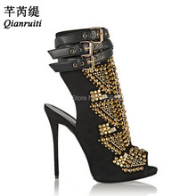 Qianruiti Tiras Fivela Mulheres Bundinha Sapatos Slingback Stiletto Bombas De Salto Alto Sandália Peep Toe de Metal Studded Ankle Boots Preta 2024 - compre barato