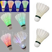 NOVA 4 pcs Iluminação Badminton Dark Night LED Colorido Badminton Peteca 2024 - compre barato