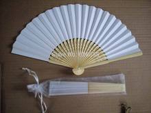 Free shipping,Hot saling 10 pcs/lot White Folding Elegant  Paper Hand Fan with Gift bag Wedding&Party Favors 21cm 2024 - buy cheap