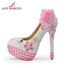 2018 свадебные туфли ручной работы с розовыми кристаллами на высоком каблуке с блестящими стразами и белыми жемчужинами свадебные туфли на высоком каблуке для выпускного вечера 2024 - купить недорого