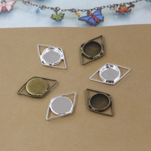 Латунные круглые треугольные Пустые Подвесные вешалки 10 мм, 40 шт., под античную бронзу/серебро, основы для подвесок, основы для камеи, кабошона, настройки для стекла/наклеек 2024 - купить недорого