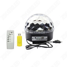 5 unids/lote MINI Cristal de música BOLA MÁGICA RGB luces de escenario LED USB + control remoto IR UE nos macho fiesta Disco DJ lámpara de discoteca 2024 - compra barato