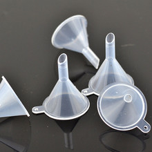 10pc plástico mini pequenos funis enchimento vazio beleza ferramentas garrafa ferramenta de embalagem para perfume líquido óleo essencial atacado 2024 - compre barato