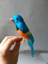 Pájaro de la vida real hermosas plumas azules loro modelo de pájaro alrededor de 20cm casa jardín Utilería de decoración juguete para regalo h1054 2024 - compra barato