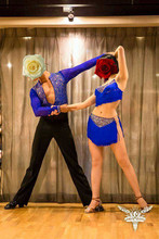 Sujetador Latino personalizado, borla azul sexy, vestido de salsa, Rumba, cha, samba, competencia de baile, actuación de equipo 2024 - compra barato