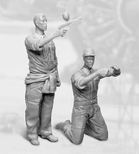 1/32  modern Mechanic Personnel   Standing  (2 figures)  Resin figure Model kits Miniature gk Unassembly Unpainted 2024 - buy cheap