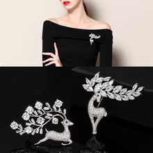 Fashion milu deer Brooch Pins Austrian Crystal Rhinestone Brooches For Women Accessory Party Jewelry Gift 2024 - buy cheap