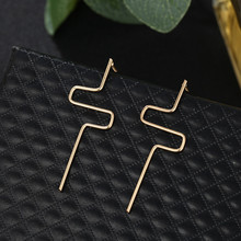 Pendientes de plata y oro de diseño único para mujer, joyería de estilo coreano minimalista Simple, aretes de gota de alambre 2024 - compra barato