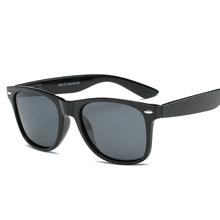 Gafas de sol de Moda hombre gafas de sol polarizadas hombres conducción espejo revestimiento puntos montura negra gafas de sol hombre UV400 2024 - compra barato