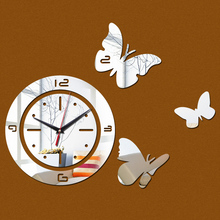 Venta 2019 Reloj de pared de promoción con mariposas hogar acrílico decoración espejo reloj 3d pegatina sala de estar 2024 - compra barato