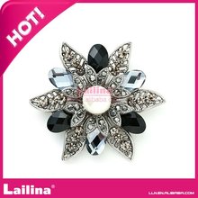 Hot Sale Crystal Rhinestone Brooch Pins for Garment Decoration 2024 - buy cheap