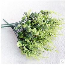 (2 unids/lote) 2014 calidad de simulación de hojas de eucalipto verde plantas para la decoración de plantas de plástico interior hierba adornos 2024 - compra barato