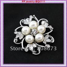 DHL Free Shipping WholesaleSilver plated clear crystal And Pearl Floral Pin Brooch 2024 - buy cheap
