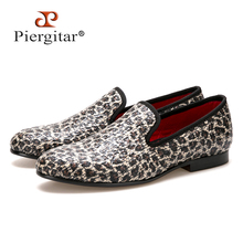 Piergitar new style leopard pattern special fabrics handmade men loafers Fashion men casual shoes British style smoking slipper 2024 - buy cheap