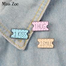 Broches esmaltados com alfinete 1 kiss 1, broche e broche com emblema, presente romântico para amantes de camisa jeans 2024 - compre barato