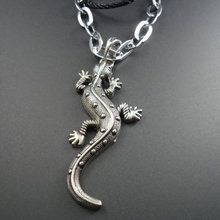 Colar gecko com pingentes e colares masculino, corrente de corda longa da moda, novidade, 2014 2024 - compre barato