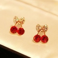 Pendientes de diamante de imitación de cereza roja, joyería coreana, exquisita elegancia, venta al por mayor, envío gratis 2024 - compra barato