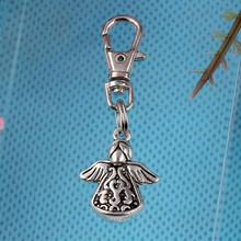 Vintage Silver Cute  Angel Charm Keychain For Keys Car Key Ring Souvenir Gifts Couple Handbag Key Chains Jewelry DIY Gifts Z262 2024 - buy cheap