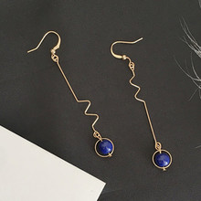 Pendientes asimétricos de cuentas azules circulares para mujer, joyería de fiesta Simple europea, aretes Vintage, baratos, venta al por mayor 2024 - compra barato