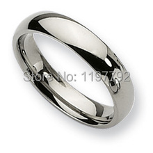 Классические удобные мужские кольца 5 мм на заказ Модные ювелирные изделия из титана свадебные браслеты 2024 - купить недорого