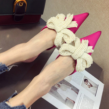 Sandálias das mulheres com nó borboleta, chinelos elegantes das mulheres, bico ponteiro, sapatos baixos, designer de marca coreano, sandálias com deslize de pérola 2024 - compre barato