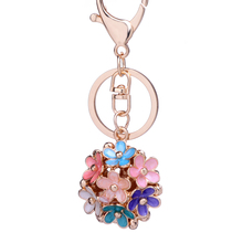 Брелок для ключей 5 шт., модный брелок с эмалью, в виде цветка клевера, с пятью листьями, кольцо-держатель, очаровательный подарок, оптовая продажа 2024 - купить недорого