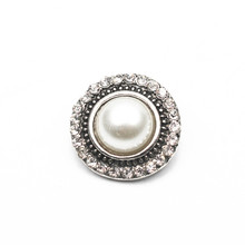 Gran oferta 18mm Rhinestone botones a presión redondos de Sanp encantos de las mujeres, brazalete pulsera reemplazable botones de la joyería de DIY 2024 - compra barato