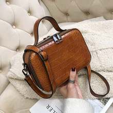 Женская сумка-Кроссбоди с крокодиловым узором, маленькая сумка с цепочкой, маленькая сумка из искусственной кожи, дизайнерские сумки на плечо, 2019 2024 - купить недорого