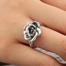 Vintage antigo banhado a prata anéis rosa flor forma ramo moda charme elegância anéis de dedo casamento bijoux presentes para a mulher 2024 - compre barato