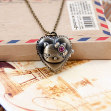 Em forma de coração Bronze dos desenhos animados olá Kitty relógio de bolso colar Vintage cadeia de jóias 2024 - compre barato