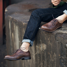 Брендовые Дизайнерские повседневные туфли-оксфорды ручной работы, мужские кожаные туфли высокого качества с закругленным носком, официальная обувь для вечеринки 2024 - купить недорого