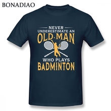 Nunca entenda um homem envelhecido que jogue camiseta de badminton para homens, design casual de manga curta 2024 - compre barato