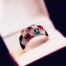 Яркие мерцающие Кристальные Элегантные Роскошные широкие золотые кольца для женщин 2024 - купить недорого