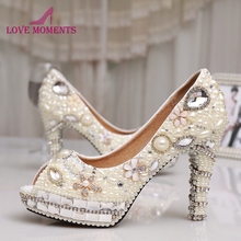 Sapatos de noiva da moda com pérolas da marfim, sapatos peep toe, de salto alto, para casamento, festa, baile, 4 polegadas 2024 - compre barato