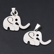 WKOUD-Colgante creativo de elefante de acero de titanio, accesorios de joyería de acero inoxidable hechos a mano, 31x21mm, 2 uds. 2024 - compra barato