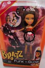 Hsb-toys Bratz Doll 26cm MGA BRATZ Funk 'n Glow Yasmin Light-up party dress and tiara 3D glasses 2024 - купить недорого