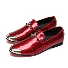Marca de Vinho De Couro Vermelho Brilhante Homens de Negócios Vestir Sapatos de Couro Retro Patente Sapatos Oxford Para Homens Tamanho DA UE 38- 47 2024 - compre barato