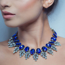 Dvacaman Brand 2017 New Trendy Blue Crystal Statement Necklace Chokers Short Clavicle Necklace Wedding Party Jewelry Bijoux AA12 2024 - buy cheap