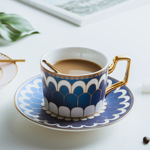 Copo de café de porcelana óssea estilo europeu, xícara e pires de teacup da tarde de tâncie, conjunto de presente do amante 2024 - compre barato