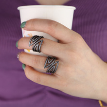 Регулируемое открытое женское кольцо на палец, модное Черное золото, микро проложить белое CZ кубическое циркониевое кольцо 2024 - купить недорого