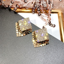 Fyuan 2019 brincos geométricos brilhantes para mulheres, brincos para meninas, bijuterias, cor dourada, com lantejoulas quadradas, bijuterias, presentes 2024 - compre barato