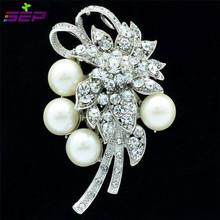 Crystals Rhinestone Bouquet Imitation Pearls Weeding Brooch Pin Broach for Women Accessories Jewelry 6183 2024 - buy cheap