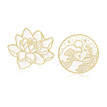 Lotus Great Wave Round Pins Brooch  Lotus Flower Seaside Wave Star Moon Ocean Plant Enamel Pin Hat Coat Lapel Brooch Gifts brosa 2024 - buy cheap